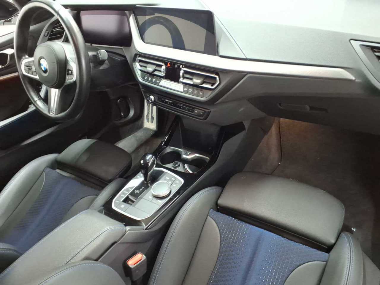 Bmw 118i Aut. M Sport 9