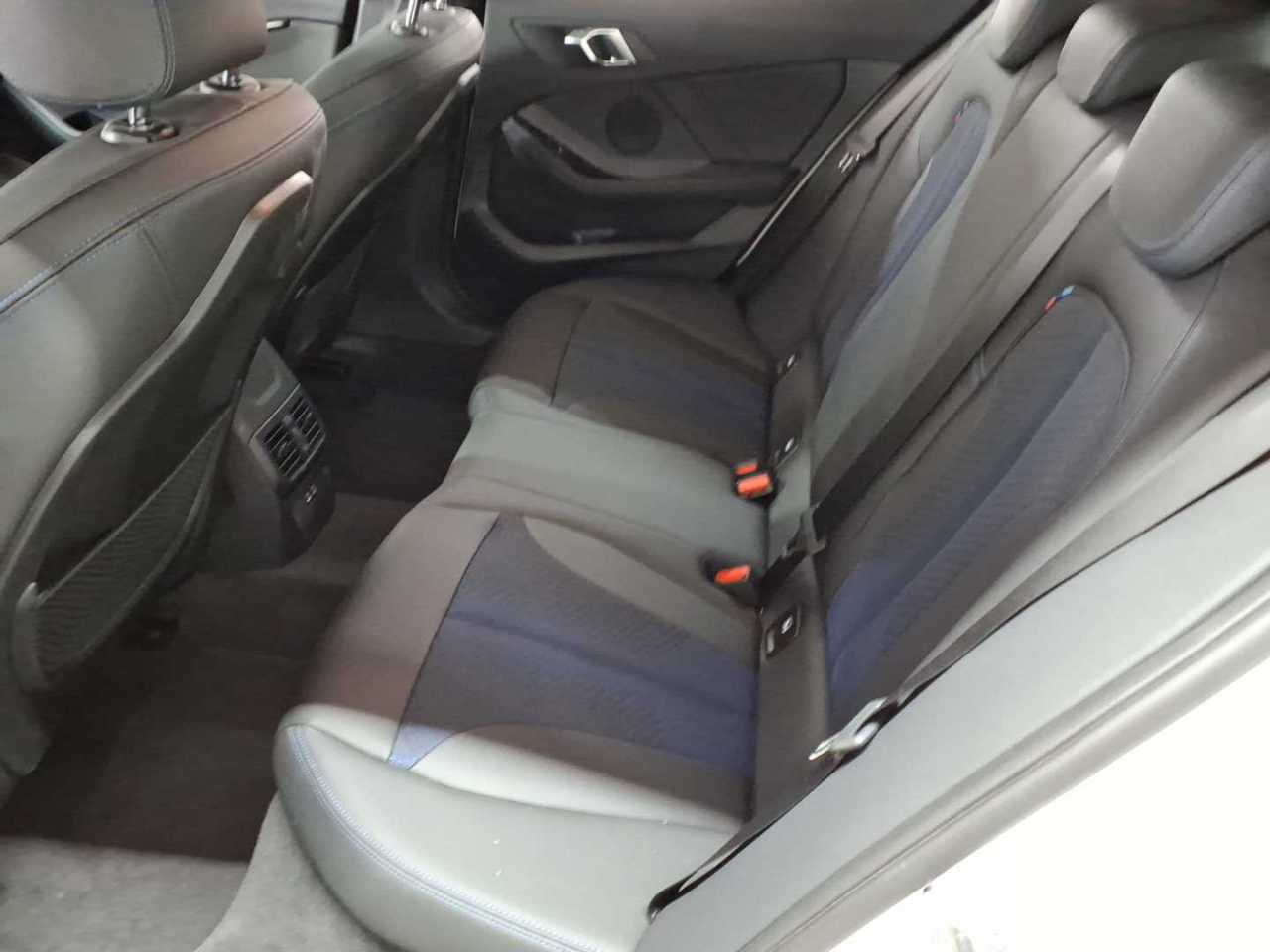 Bmw 118i Aut. M Sport 13