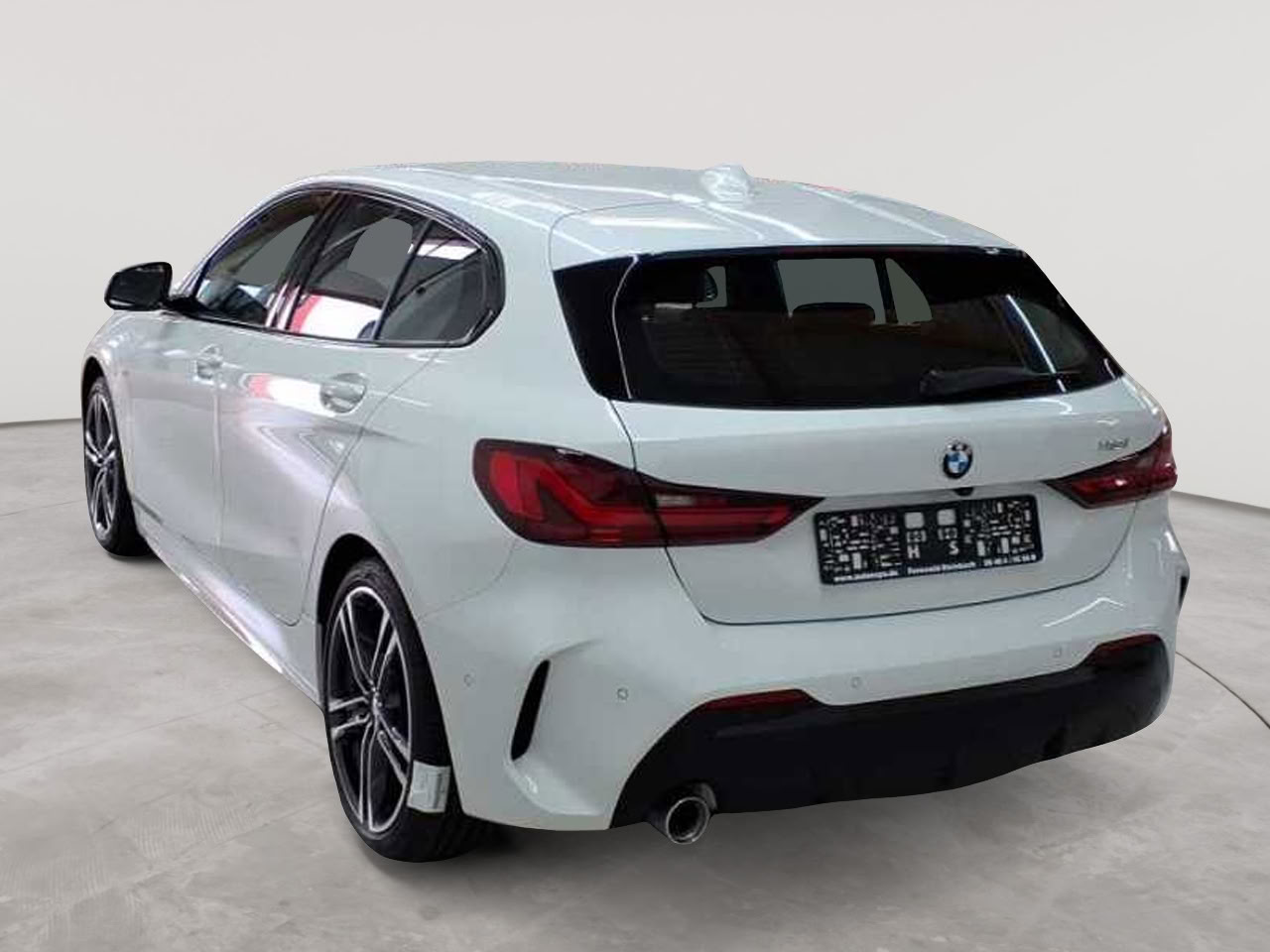 Bmw 118i Aut. M Sport 5