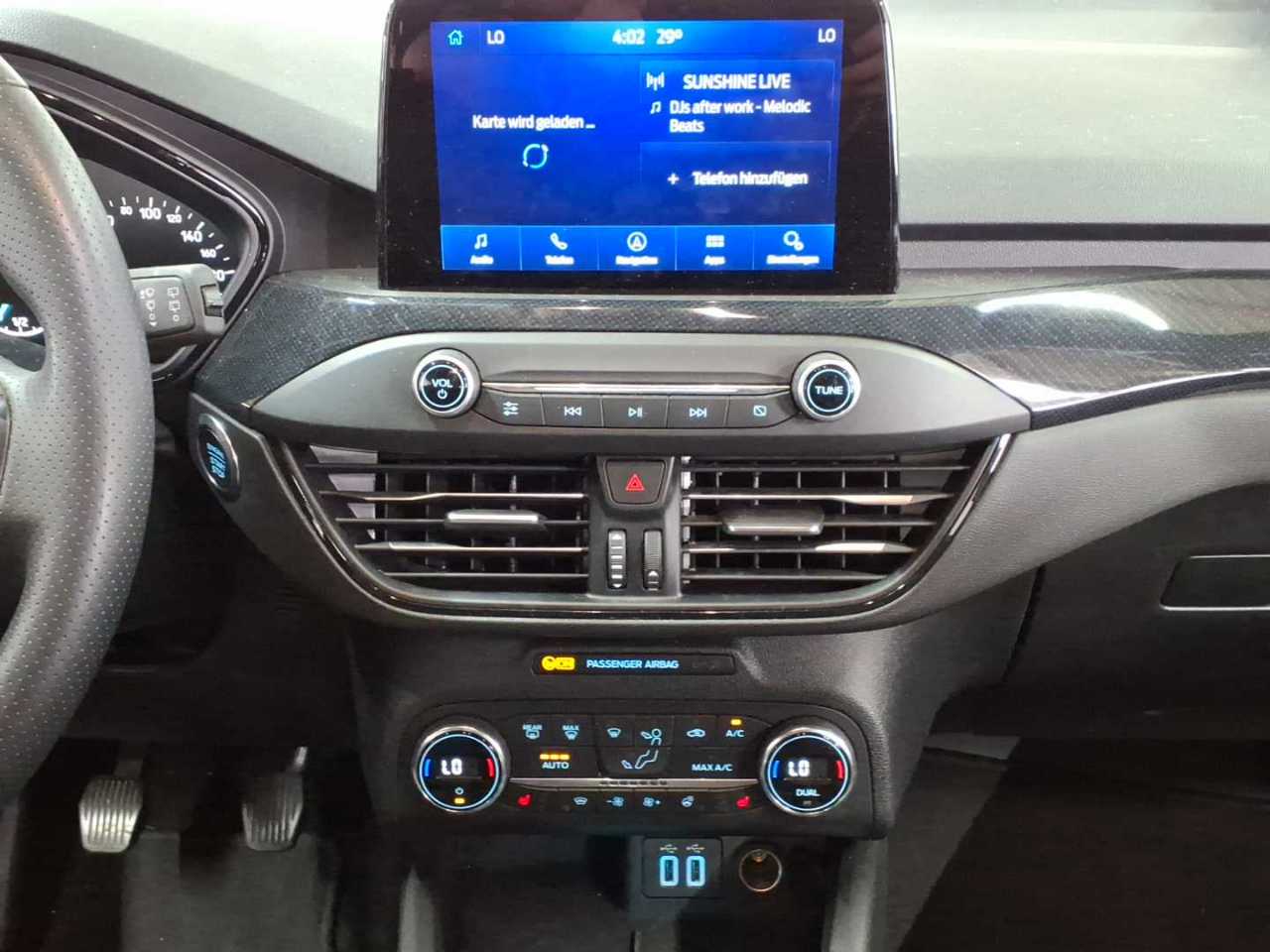 Ford Focus Turnier 1.0 EcoBoost Hybrid ST-LINE 6