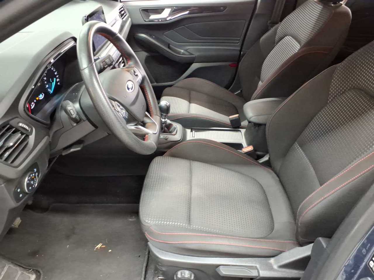 Ford Focus Turnier 1.0 EcoBoost Hybrid ST-LINE 3