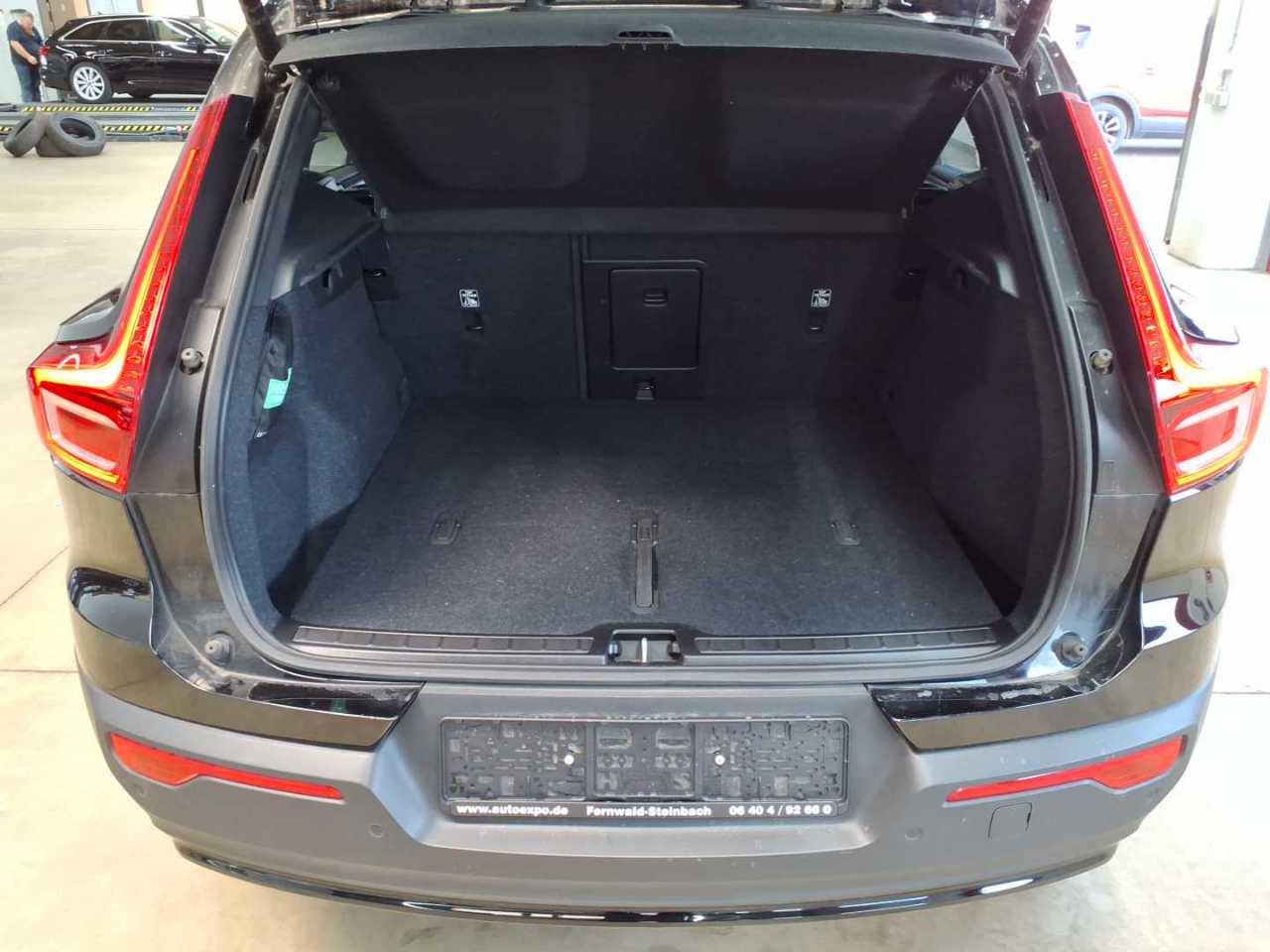 Volvo XC40 Recharge 78 kWh Twin Motor Plus 15