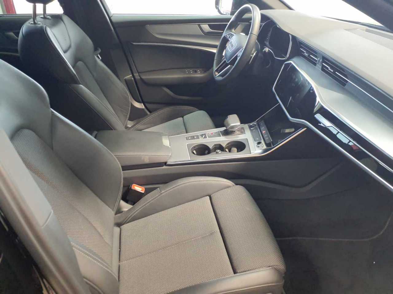 Audi A6 Avant 40 TDI S tronic sport 8