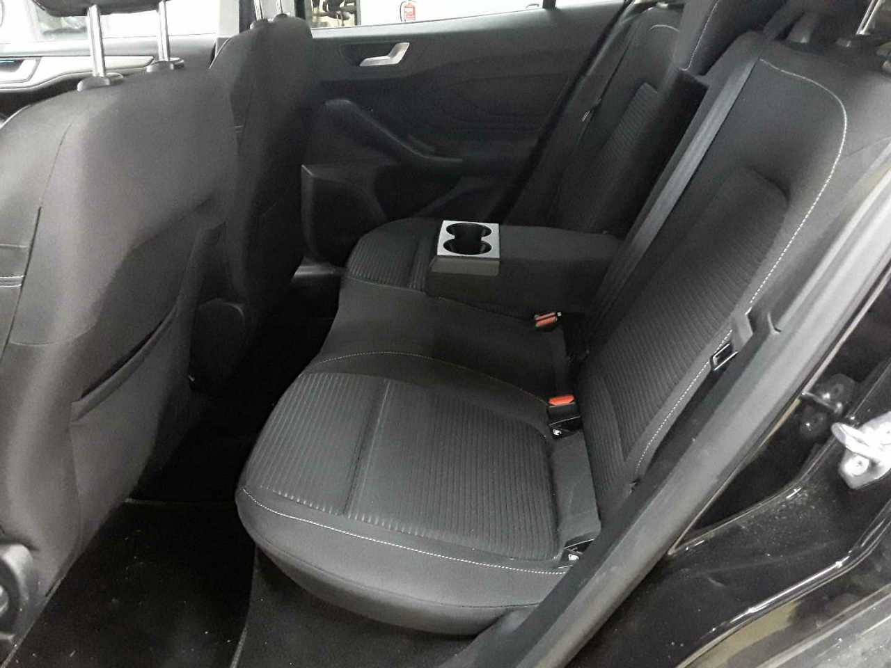 Ford Focus Turnier 1.0 EcoBoost Hybrid Aut. TITANIUM X 8