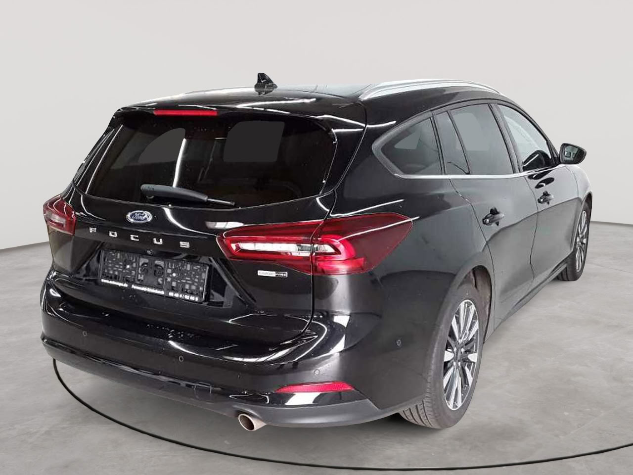 Ford Focus Turnier 1.0 EcoBoost Hybrid Aut. TITANIUM X 4