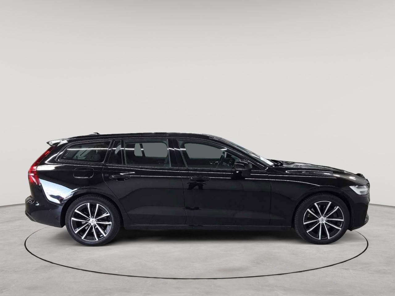 Volvo V60 T6 AWD Recharge Plus Dark 3