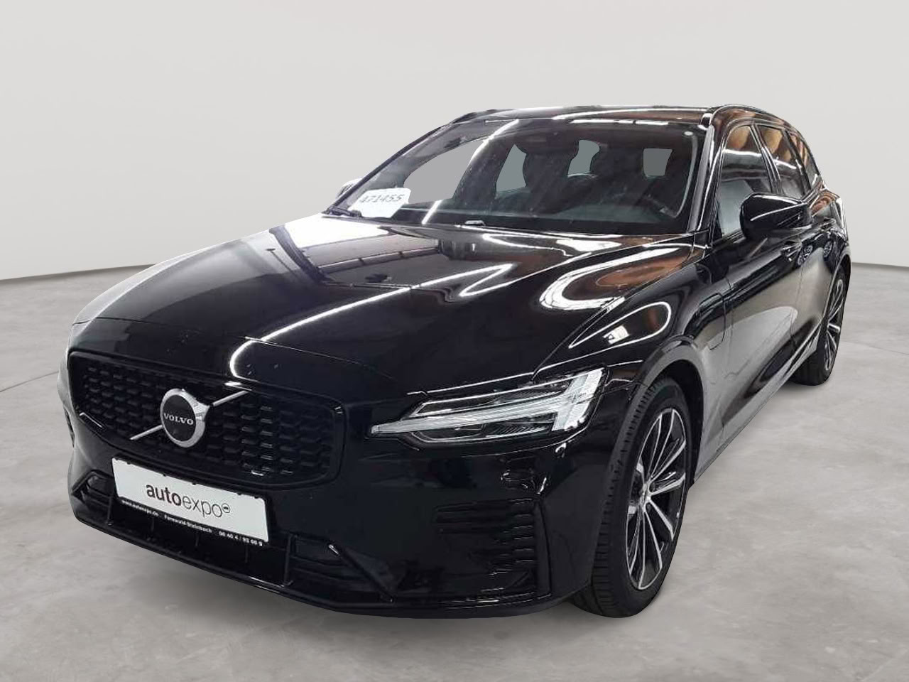 Volvo V60 T6 AWD Recharge Plus Dark 2