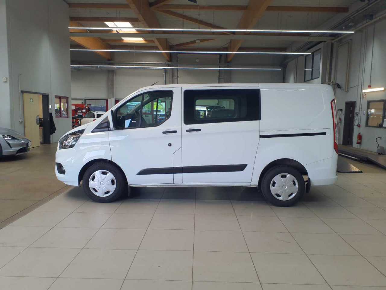 Ford Transit Custom 340 L1H1 LKW VA Autm. Trend 5