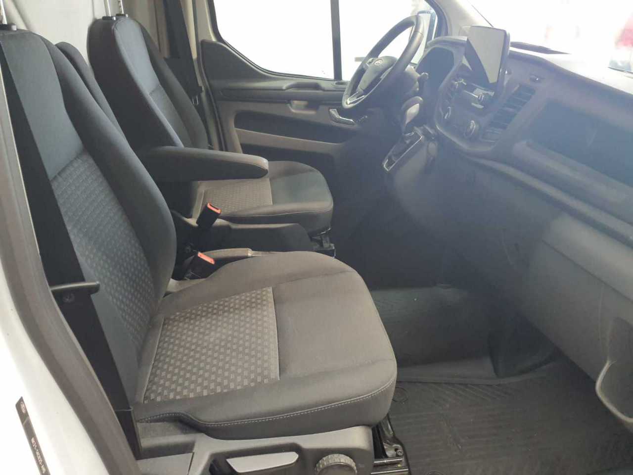 Ford Transit Custom 340 L1H1 LKW VA Autm. Trend 10