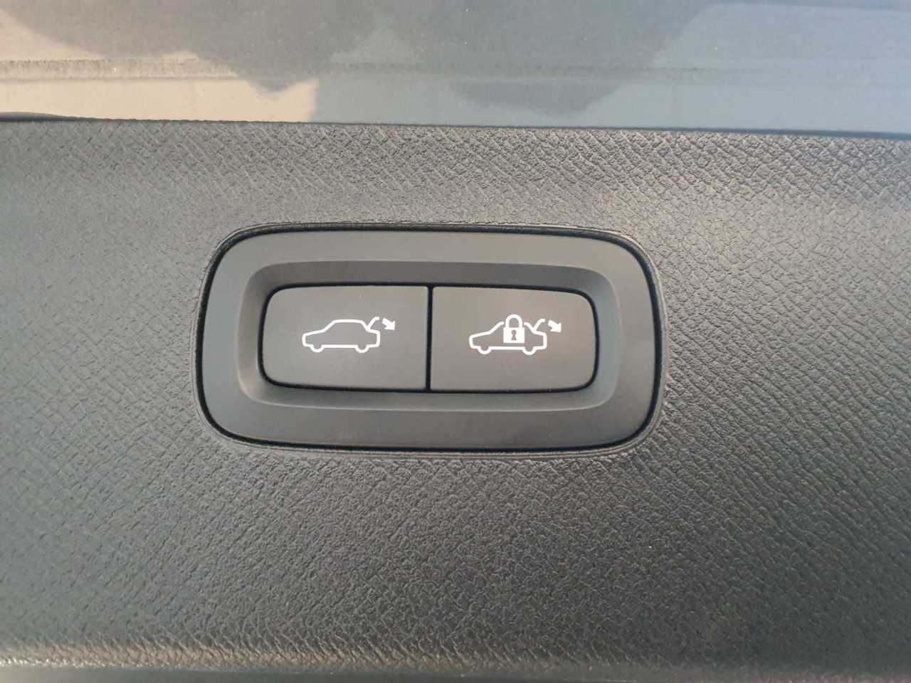 Volvo XC90 T8 AWD Recharge Plus Bright 15
