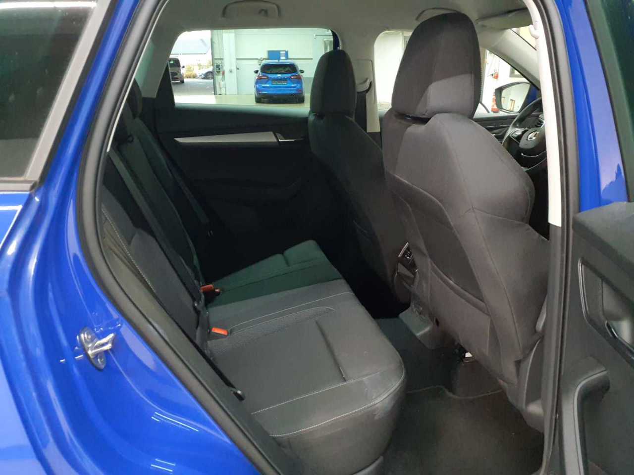 Skoda Karoq 2.0 TDI SCR 4x4 DSG Ambition 14