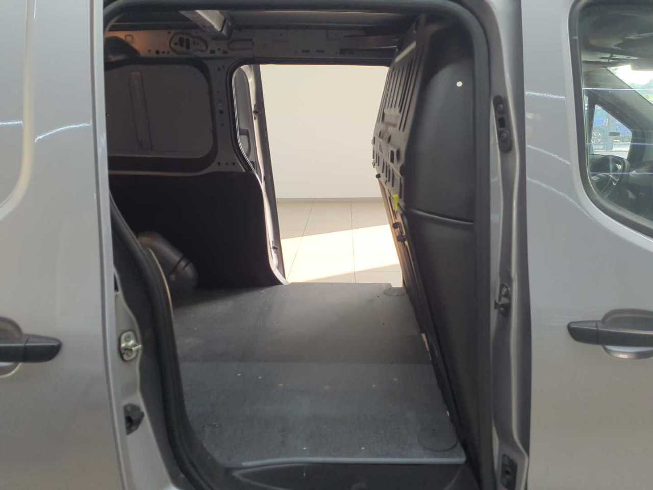 Peugeot Partner 1.5 BlueHDi 130 L2 EHZ S&S Premium 8