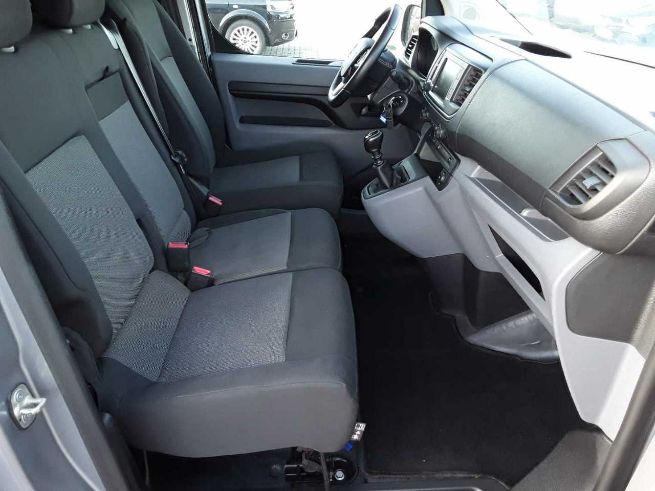 Opel Vivaro 1.5 D Cargo M Edition 8