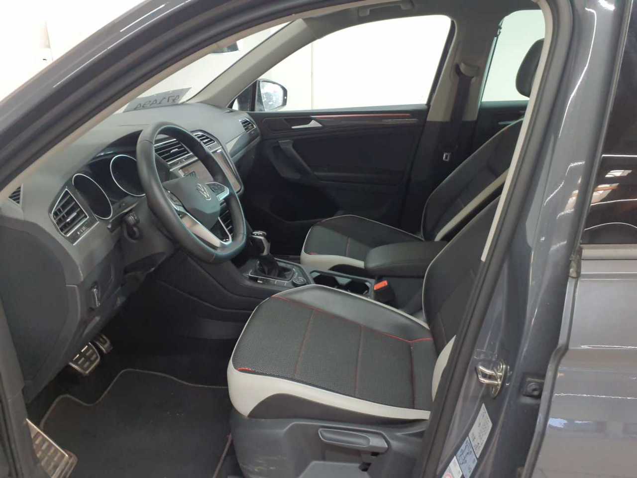 Vw Tiguan 2.0 TSI OPF 4MOTION DSG URBAN SPORT 7