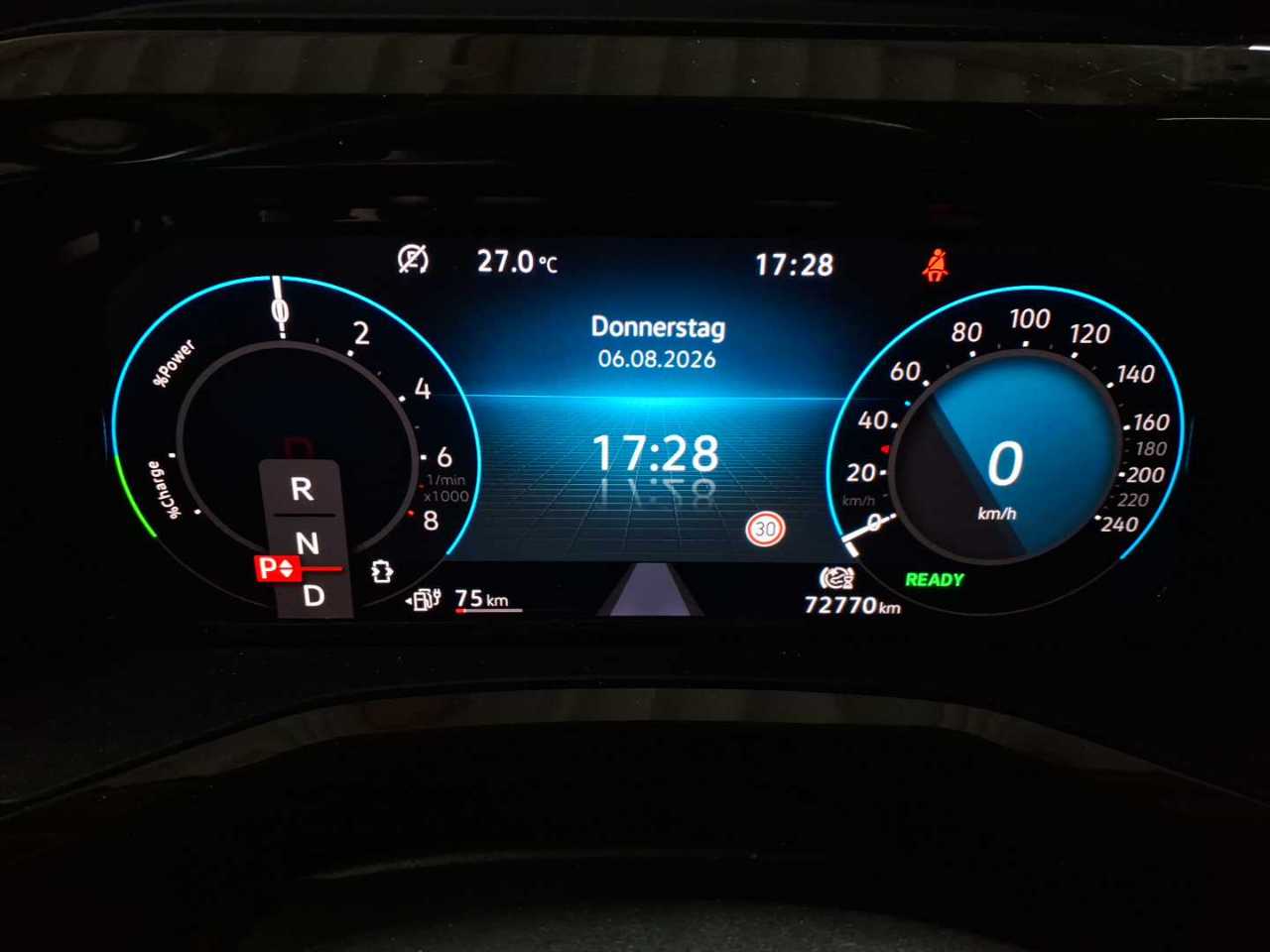 Vw Multivan Kurz eHybrid Life 11