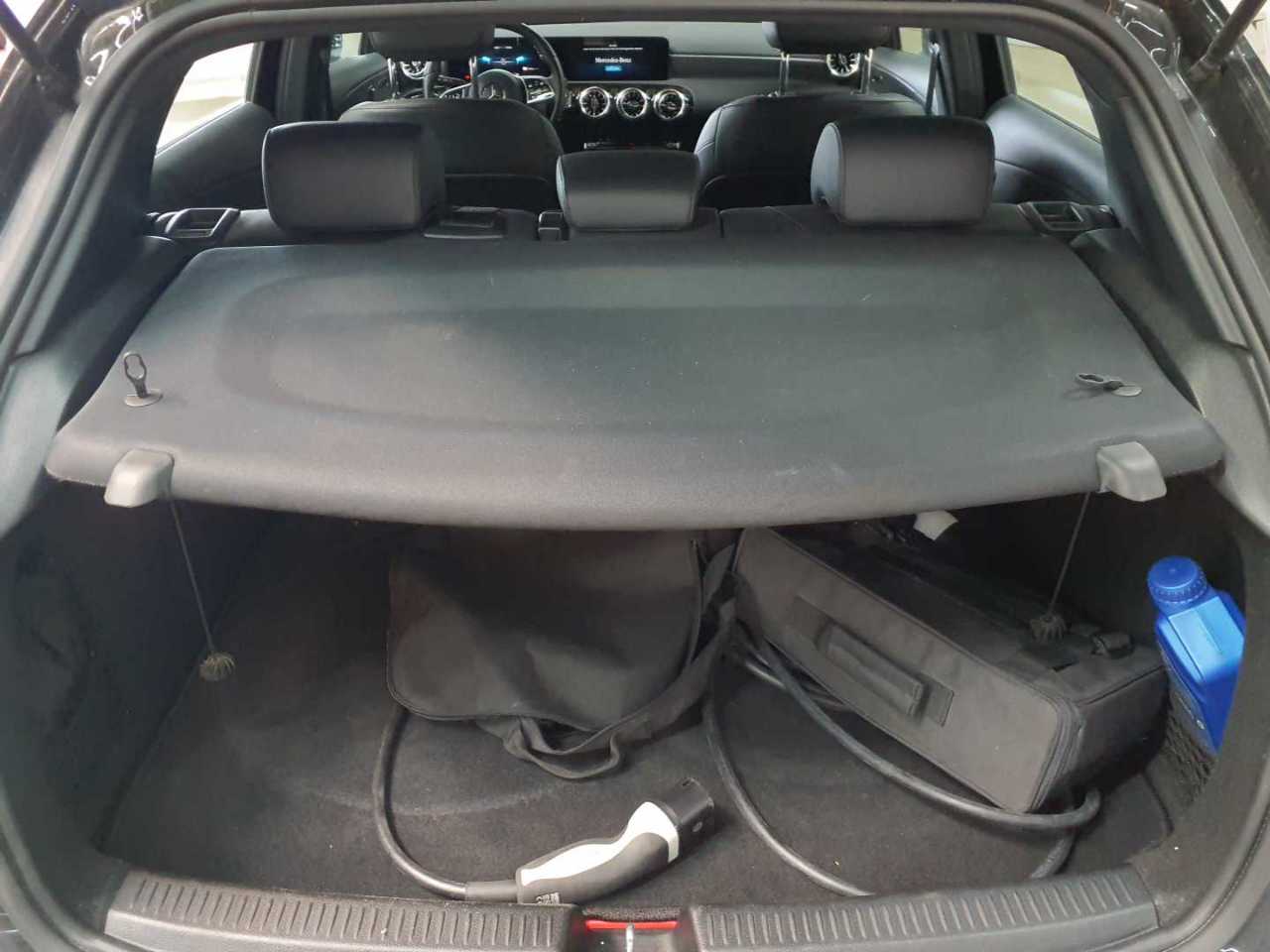 Mercedes-Benz A 250 e 8G-DCT Progressive 15