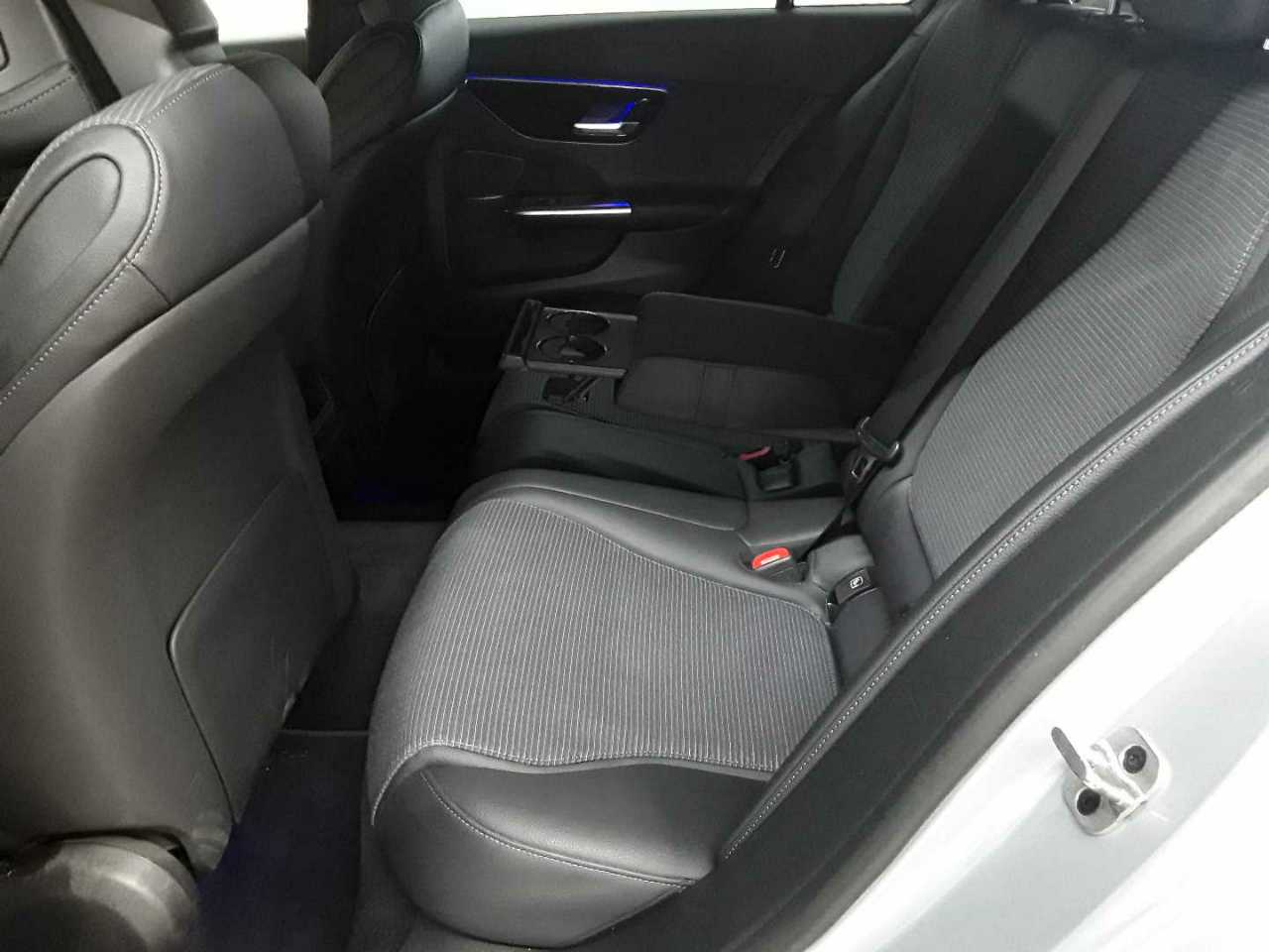 Mercedes-Benz C 200 d T 9G-TRONIC Avantgarde 13
