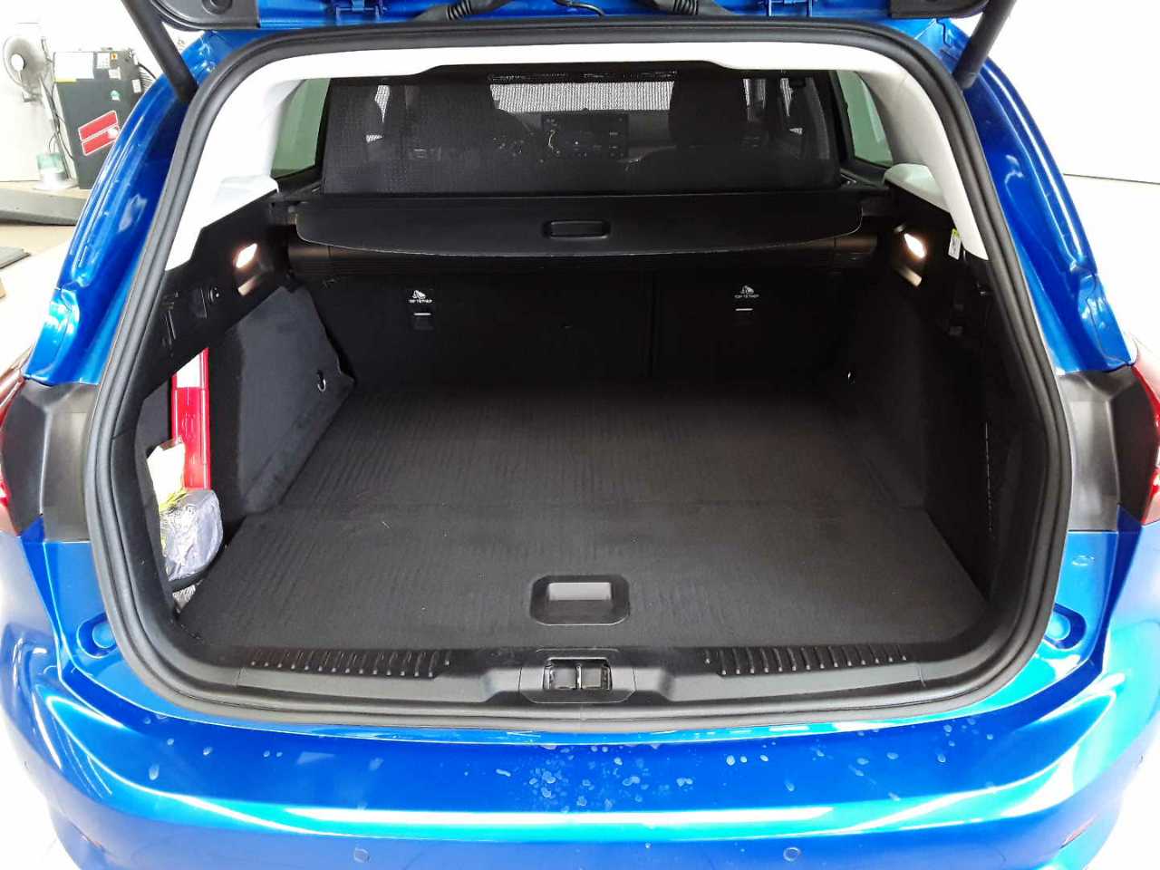 Ford Focus Turnier 1.5 EcoBlue Start-Stopp-System Aut. TITANIUM 15