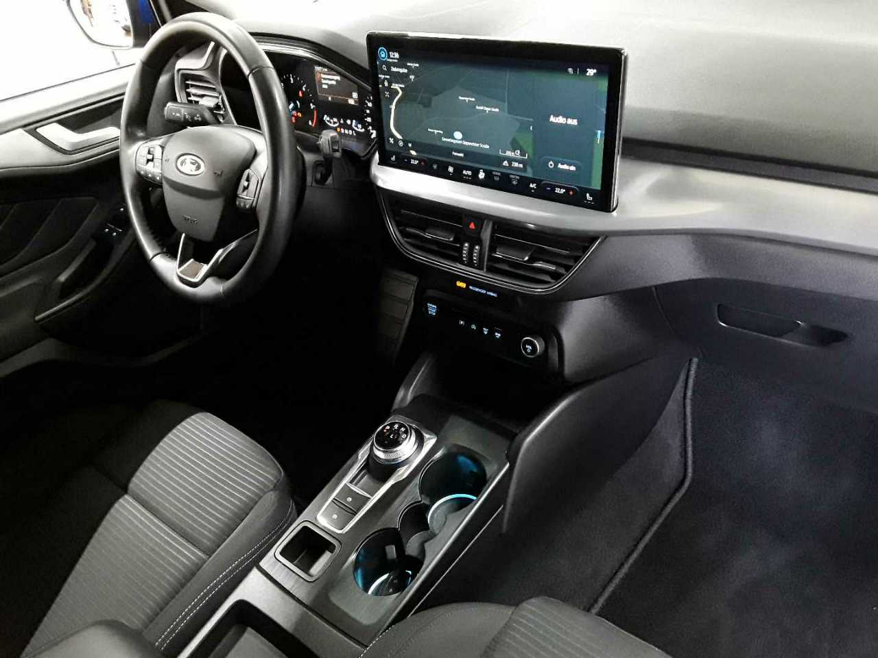 Ford Focus Turnier 1.5 EcoBlue Start-Stopp-System Aut. TITANIUM 9