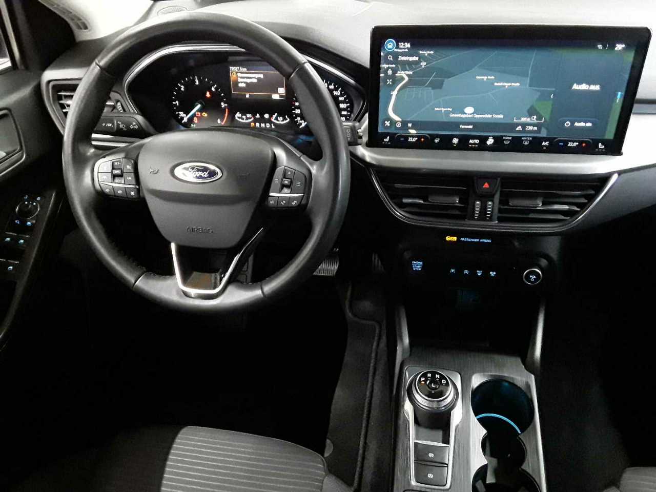 Ford Focus Turnier 1.5 EcoBlue Start-Stopp-System Aut. TITANIUM 10