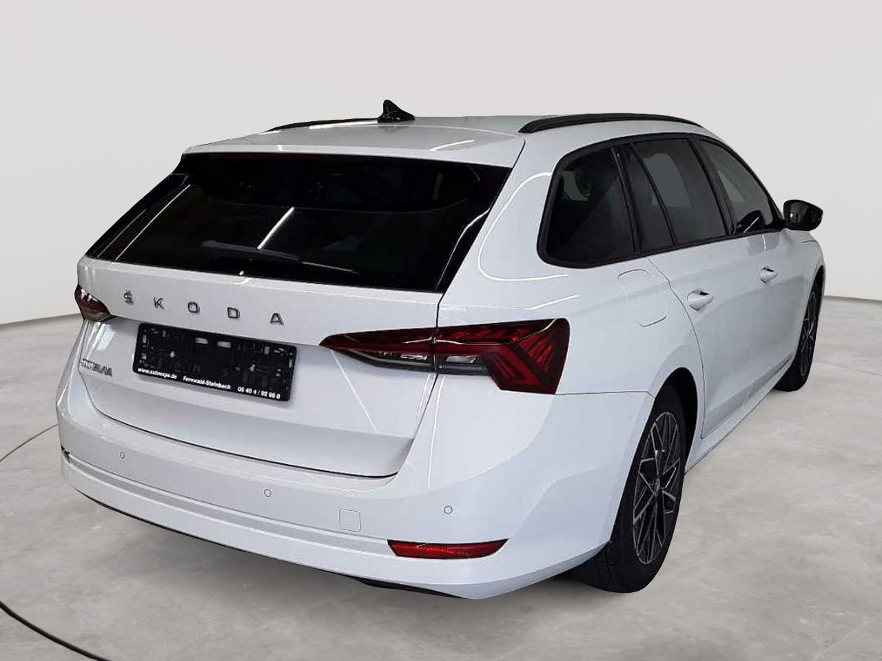 Skoda Octavia Combi 2.0 TDI DSG Clever 4