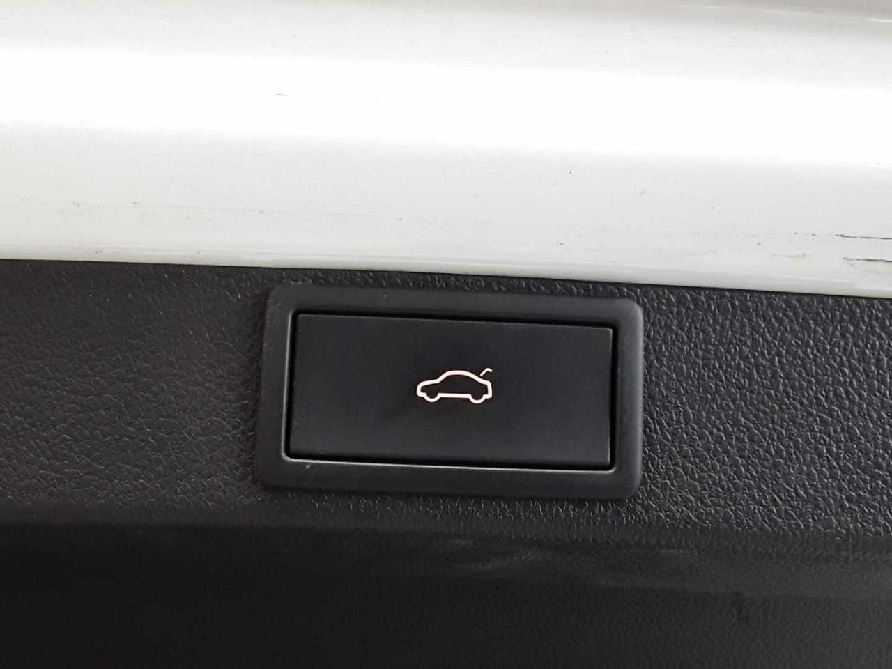 Skoda Octavia Combi 2.0 TDI DSG Clever 17