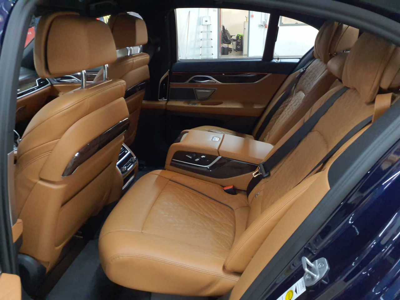 Bmw 750i xDrive 13
