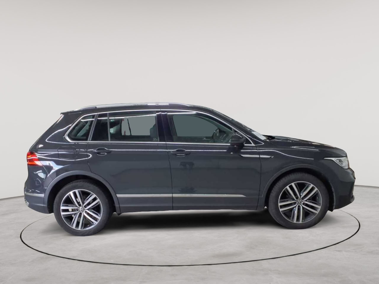Vw Tiguan 2.0 TDI SCR DSG Elegance 3