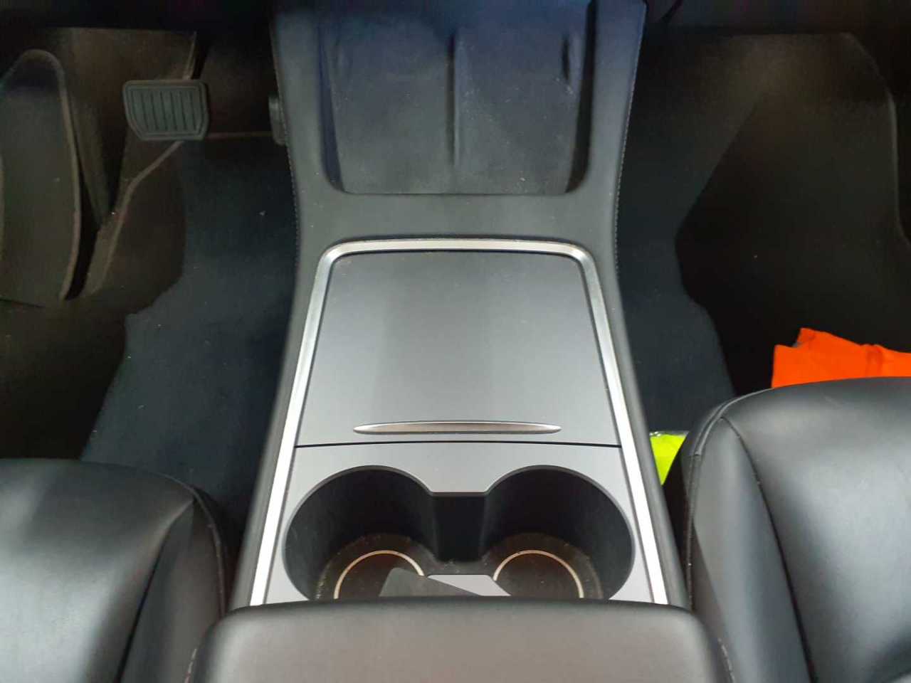 Tesla Model 3 Langstreckenbatt. Allradantrieb Dual Motor 10