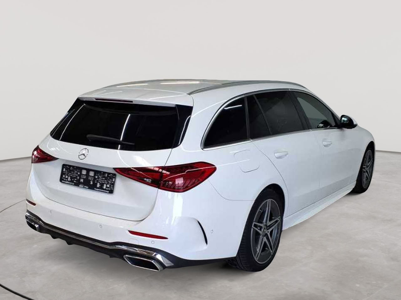 Mercedes-Benz C 220 d 4Matic T 9G-TRONIC AMG Line 4