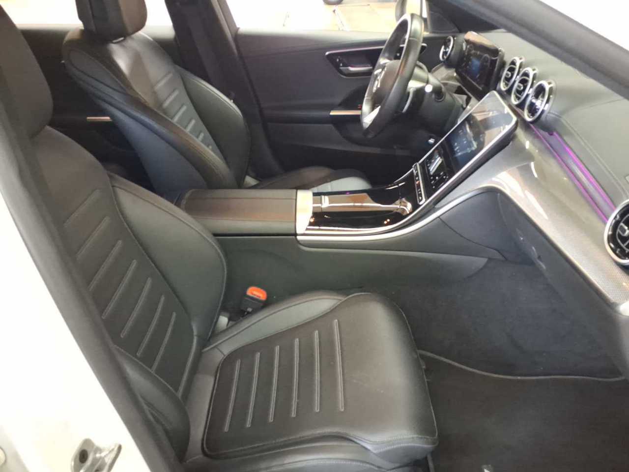 Mercedes-Benz C 220 d 4Matic T 9G-TRONIC AMG Line 8