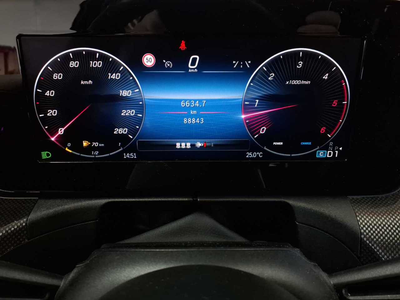 Mercedes-Benz C 220 d 4Matic T 9G-TRONIC AMG Line 11