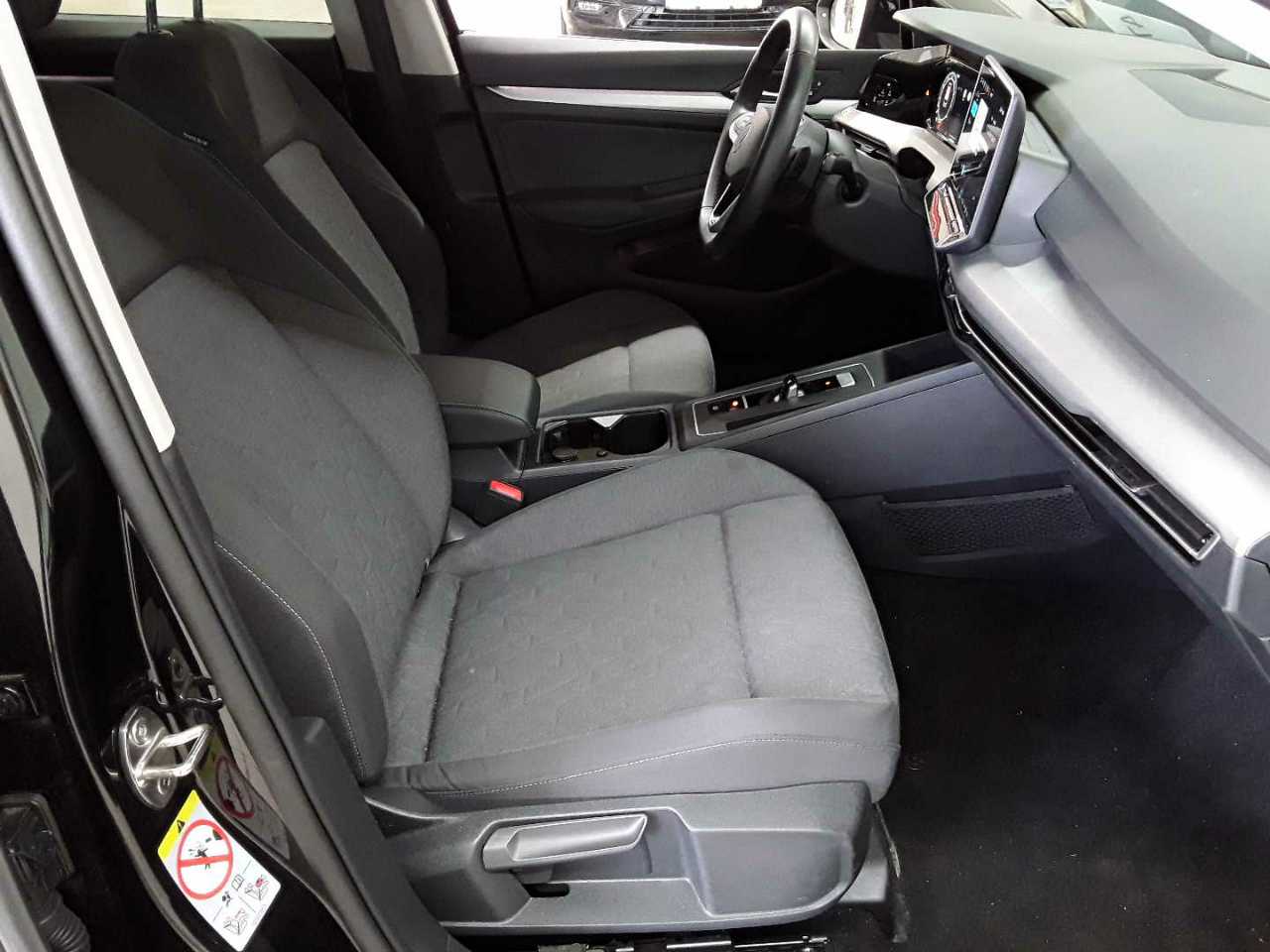 Vw Golf Variant 1.5 eTSI OPF DSG Life 8