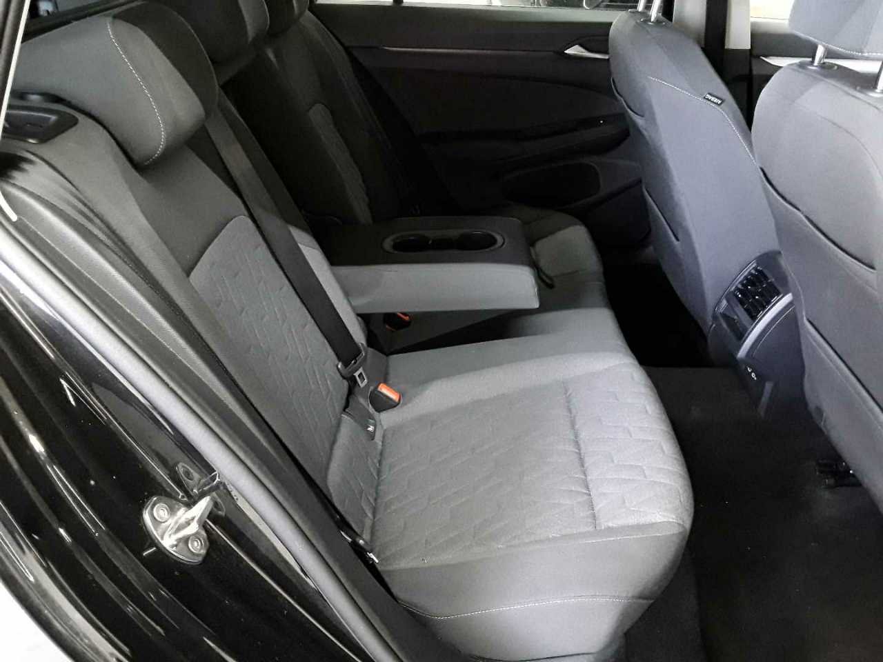 Vw Golf Variant 1.5 eTSI OPF DSG Life 14