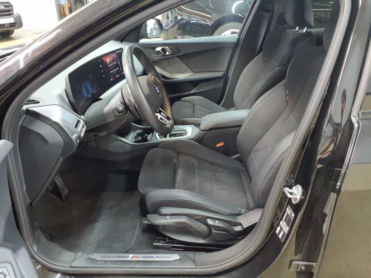 BMW 120 Aut. 8