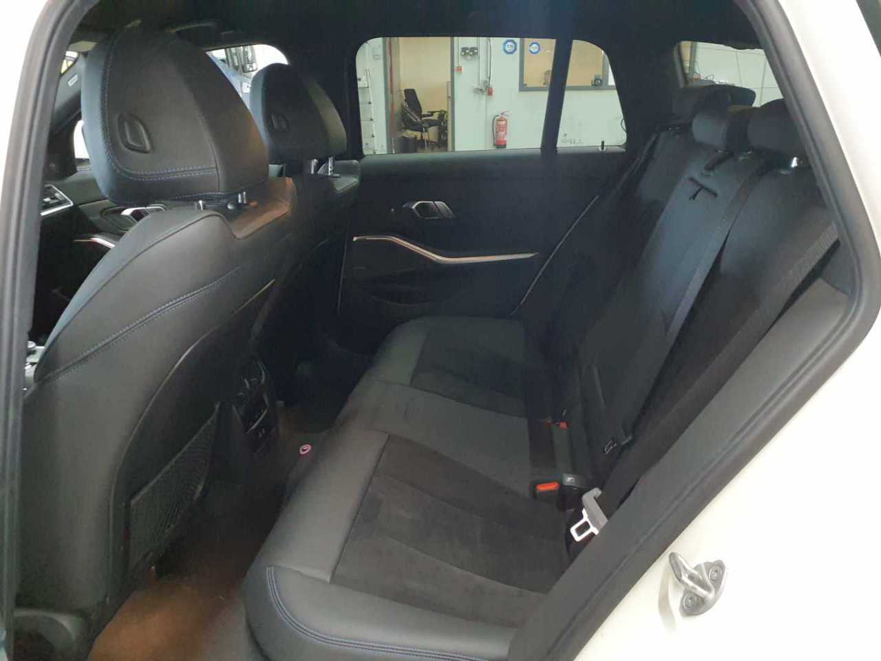 Bmw 320d Touring Aut. 13