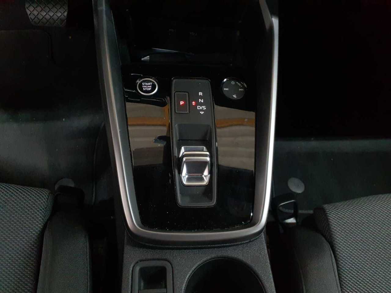 Audi A3 40 TDI Sportback quattro S tronic S line 10