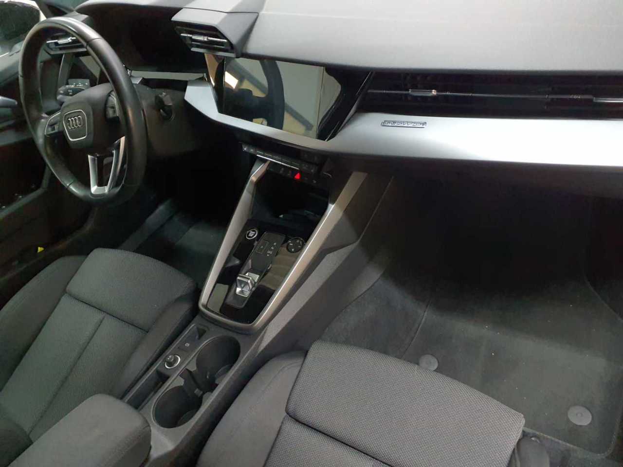 Audi A3 40 TDI Sportback quattro S tronic S line 9