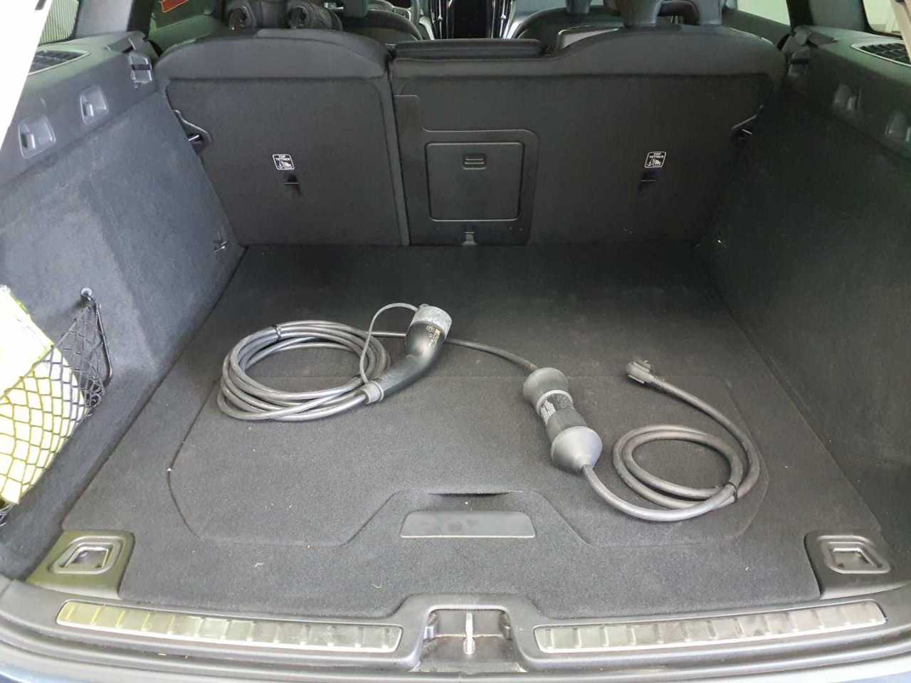 Volvo V60 T6 AWD Recharge Core 15