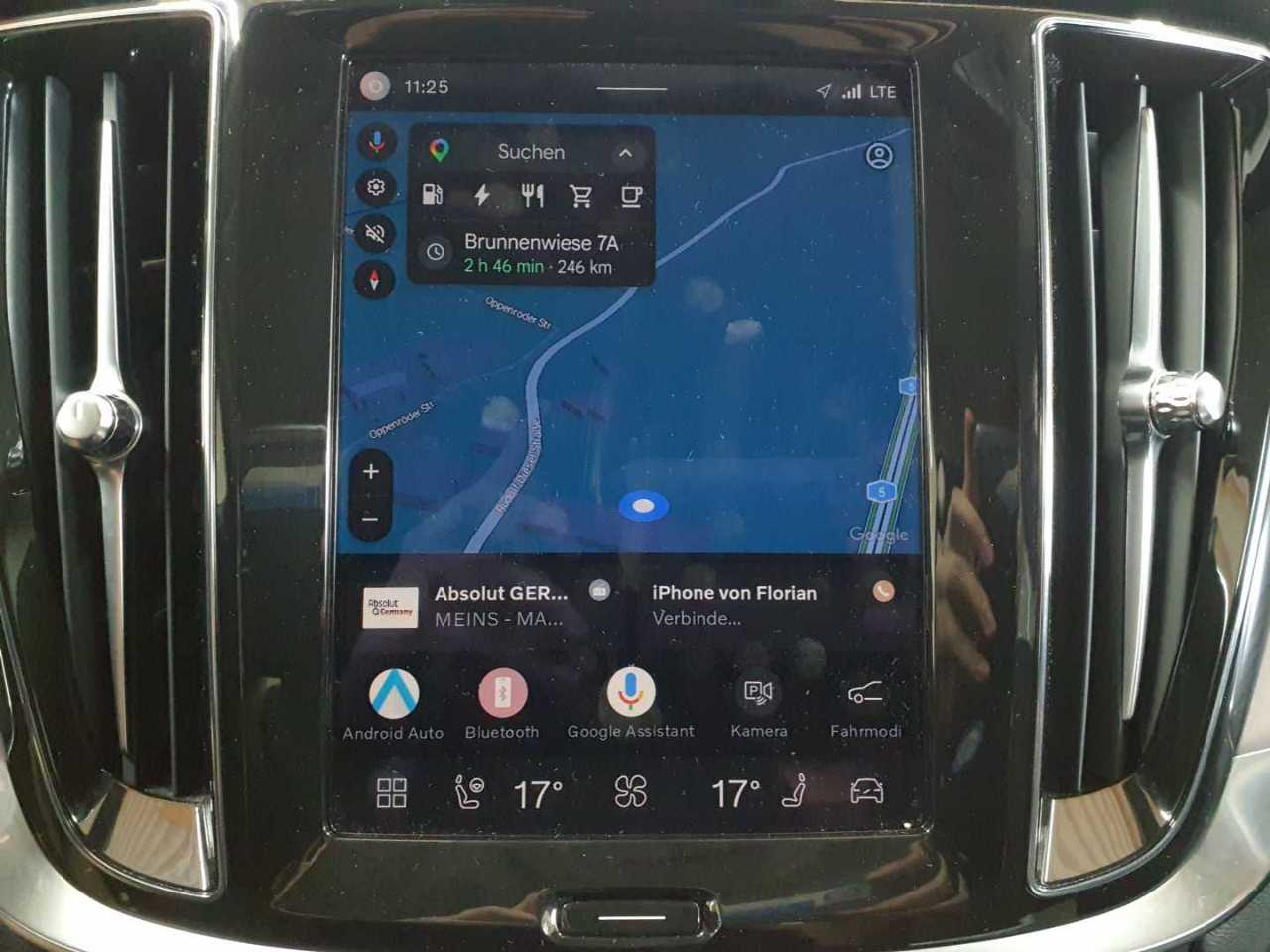Volvo V60 T6 AWD Recharge Core 12