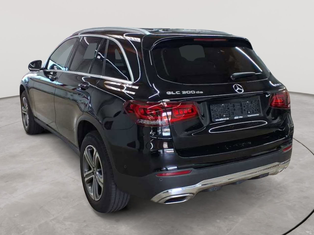 Mercedes-Benz GLC 300 de 4Matic 9G-TRONIC 5