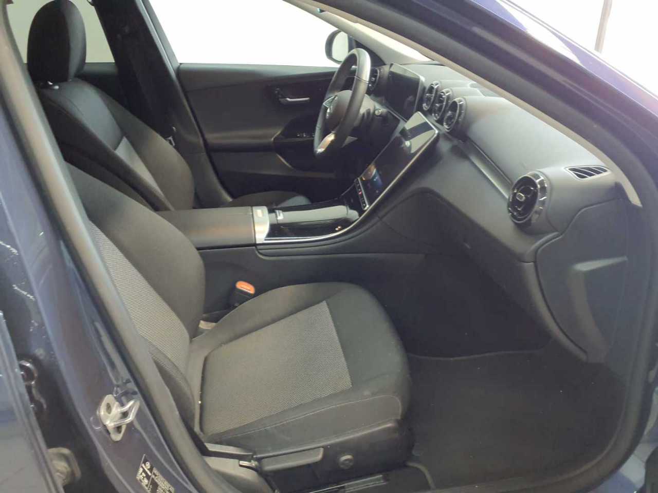 Mercedes-Benz C 200 d T 9G-TRONIC 8