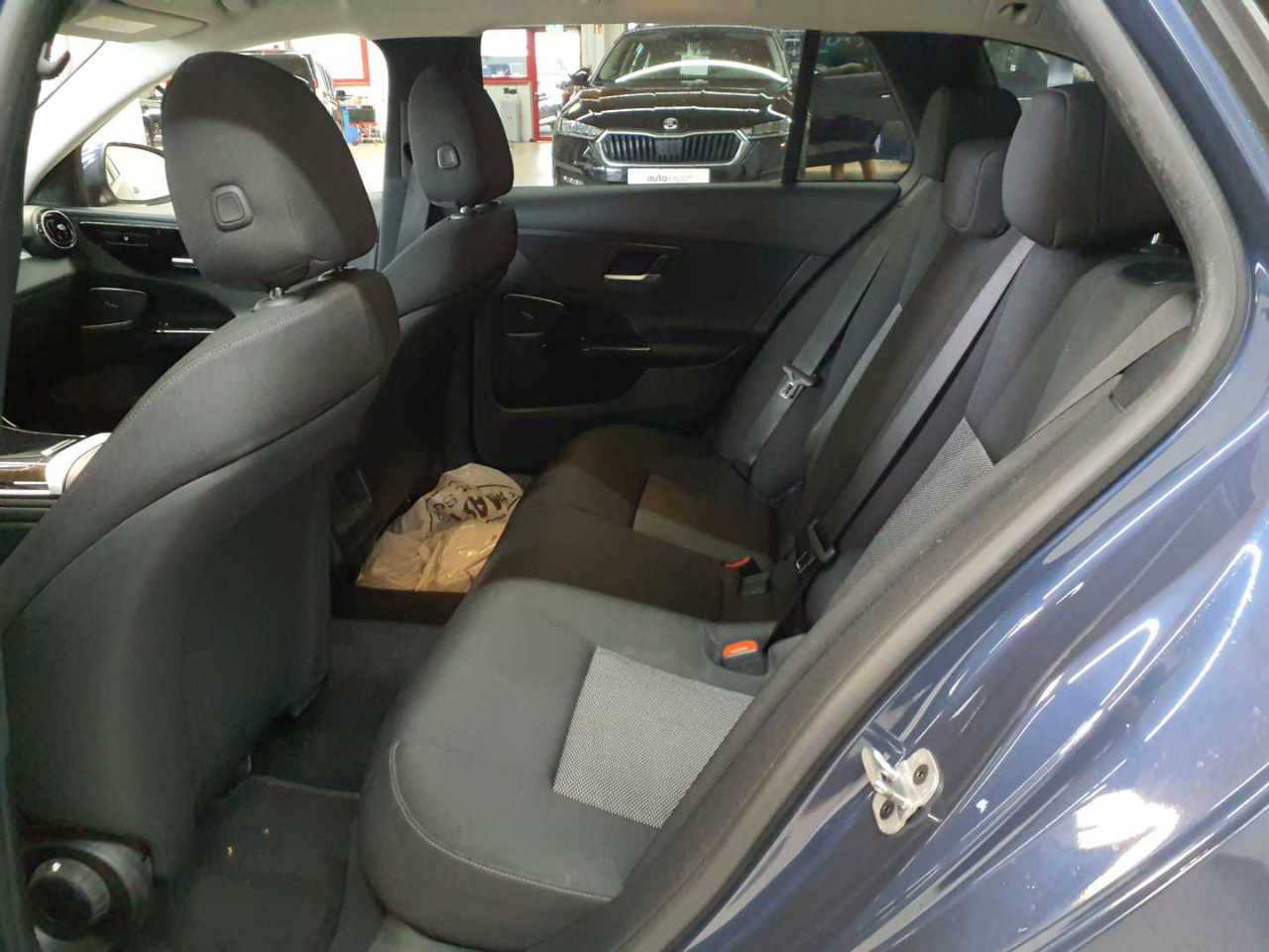 Mercedes-Benz C 200 d T 9G-TRONIC 13