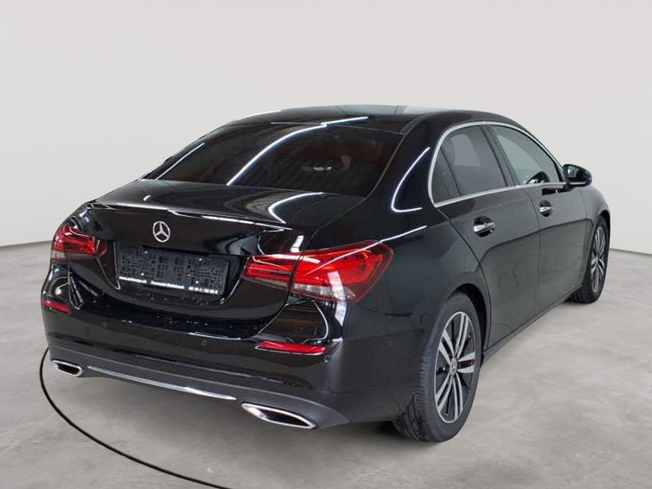 Mercedes-Benz A 220 d 8G-DCT Progressive 4