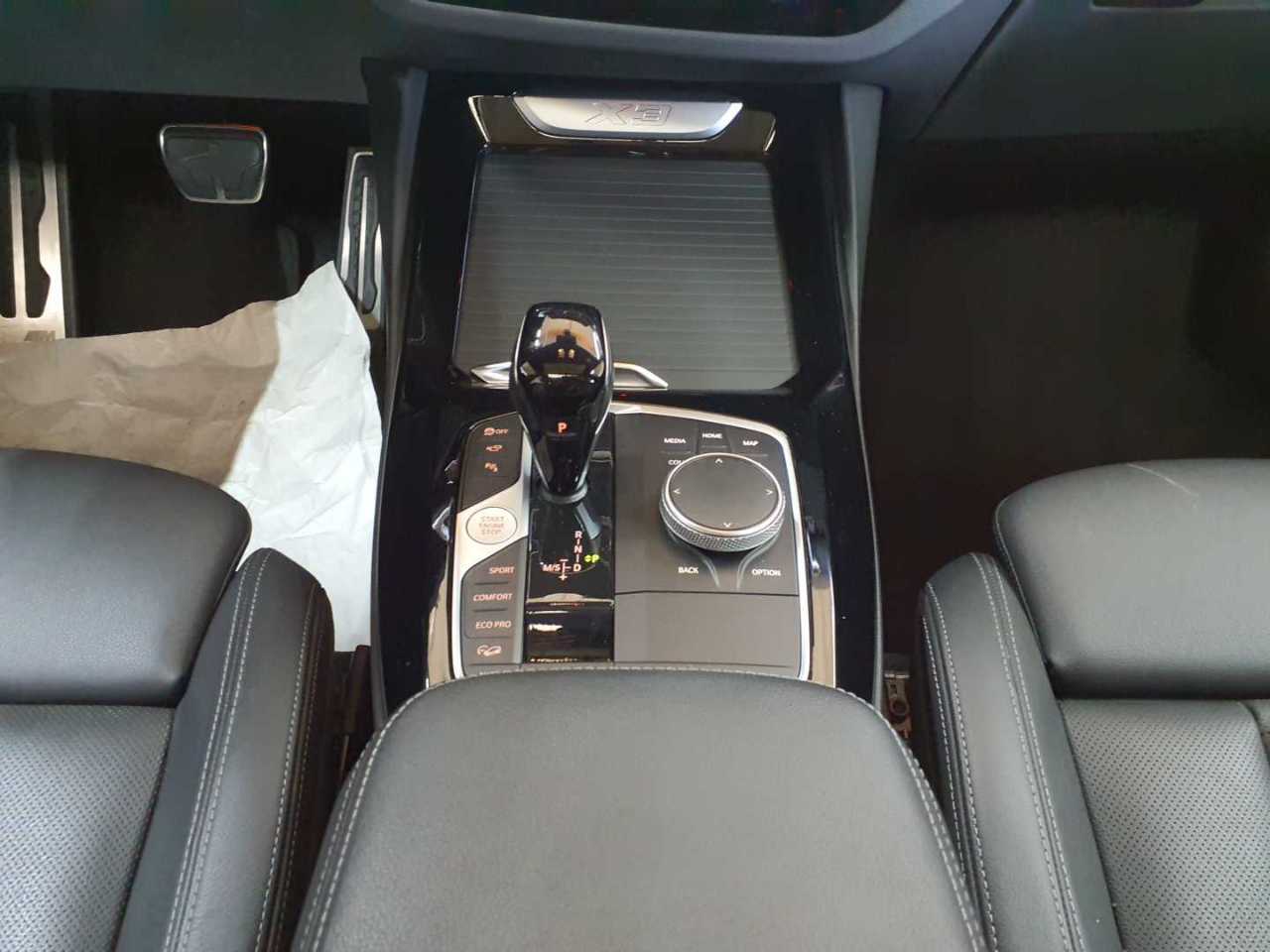 Bmw X3 xDrive20d Aut. 10