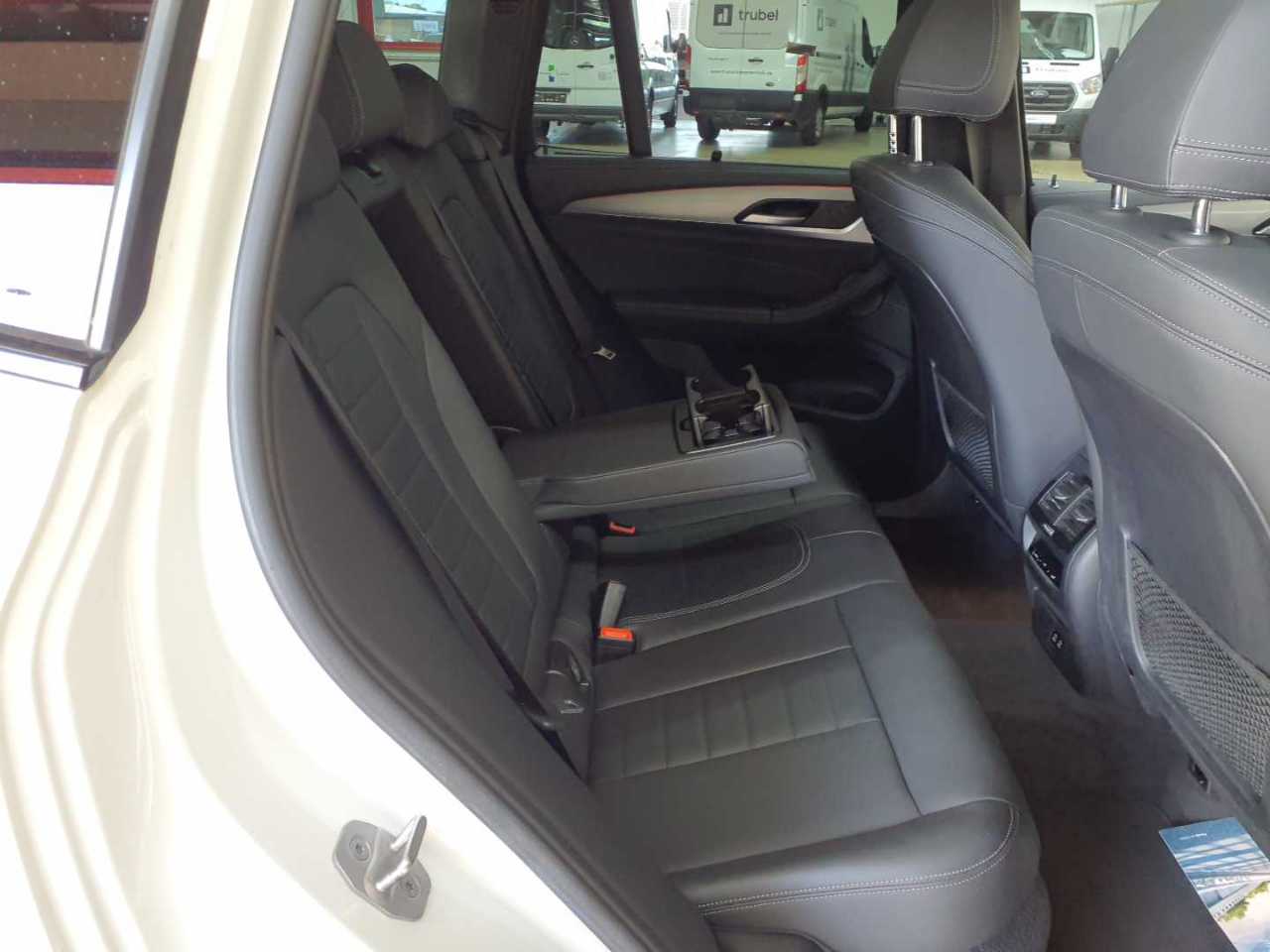 Bmw X3 xDrive20d Aut. 13