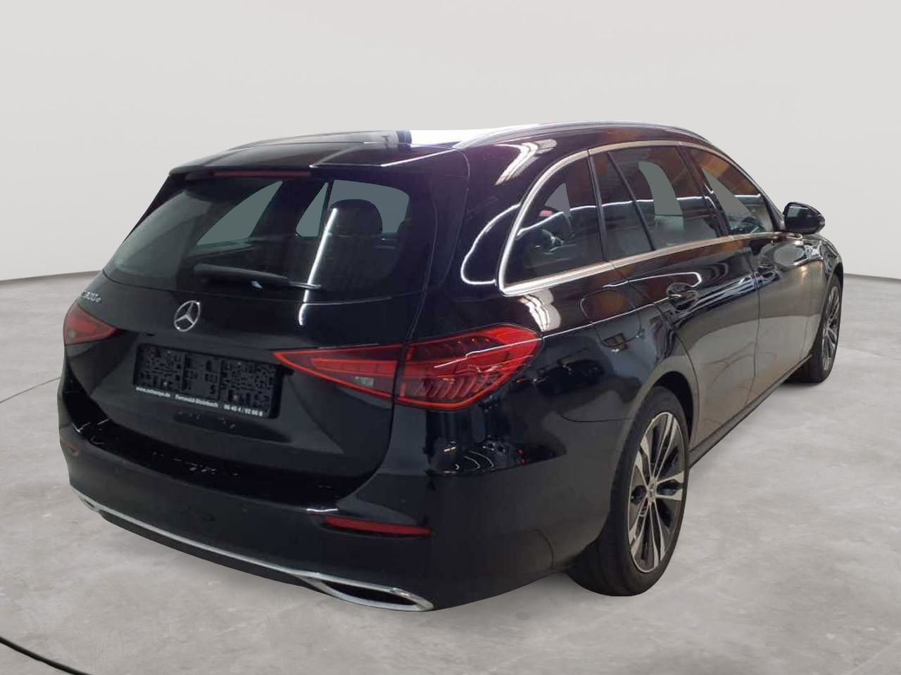 Mercedes-Benz C 300 e T 9G-TRONIC Avantgarde 4