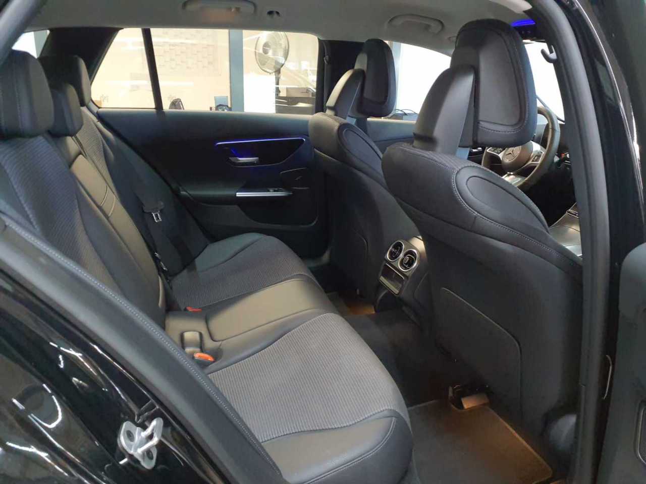 Mercedes-Benz C 300 e T 9G-TRONIC Avantgarde 14
