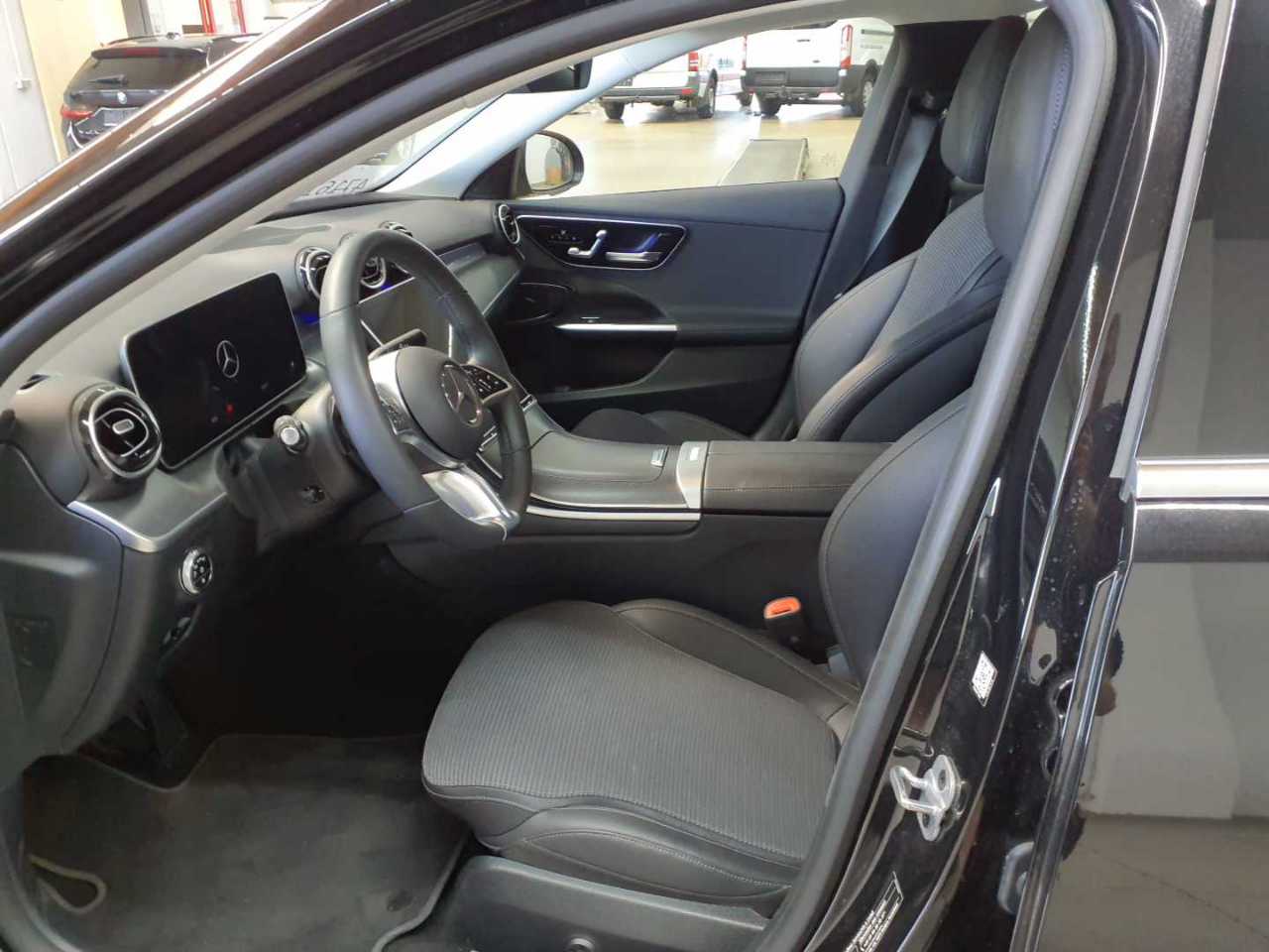 Mercedes-Benz C 300 e T 9G-TRONIC Avantgarde 7