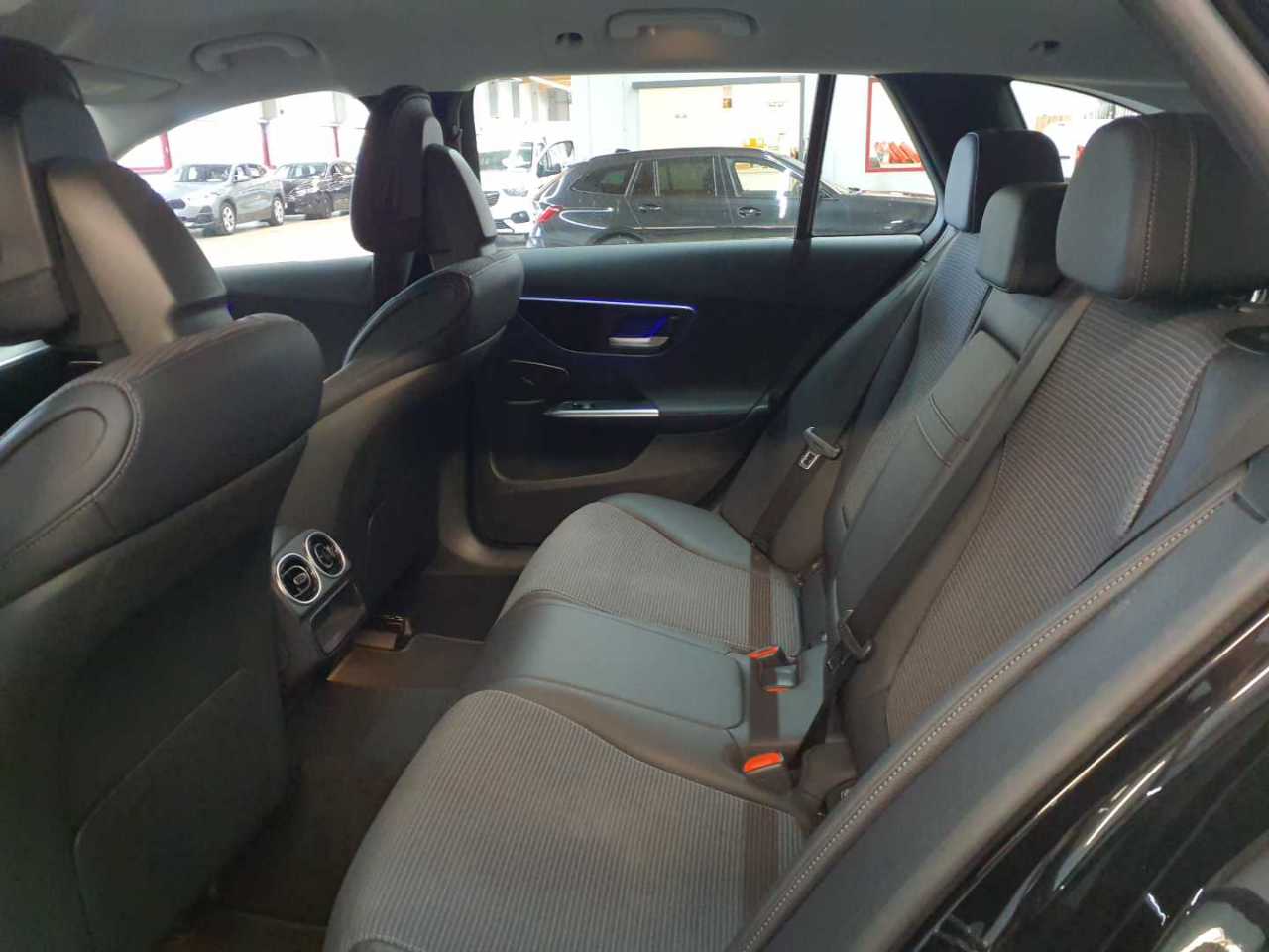 Mercedes-Benz C 300 e T 9G-TRONIC Avantgarde 13